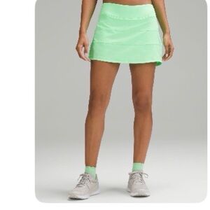 Lululemon Athletica Pistachio Green Pace Rival tennis Skirt 6 long